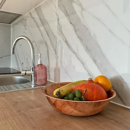 Mini - Parking Free - 5 Min Center Appartement